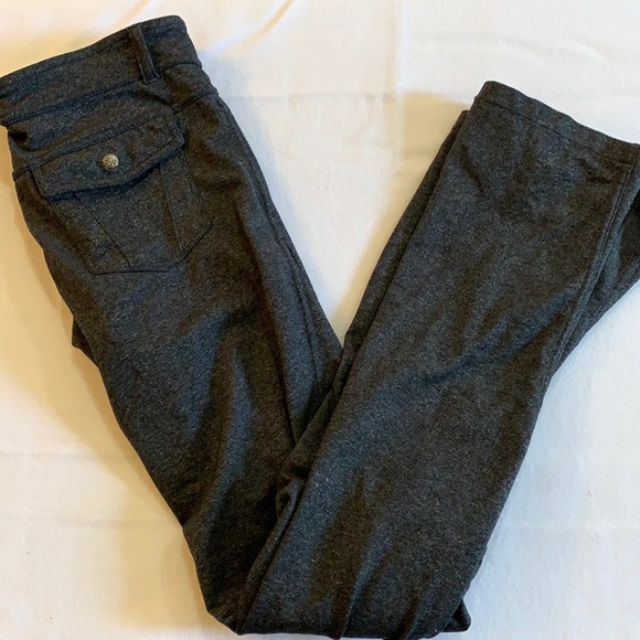 Athleta Gray Heathered wide leg cargo pant Small - Picture 2 of 9